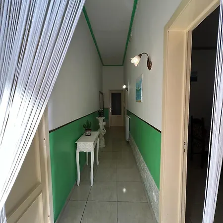 Jallow House Apartamento *
